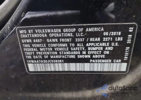 2018 Volkswagen Passat 2.0T R-Line/2.0T S z USA, uszkodzony, nr VIN 1VWAA7A30JC038361